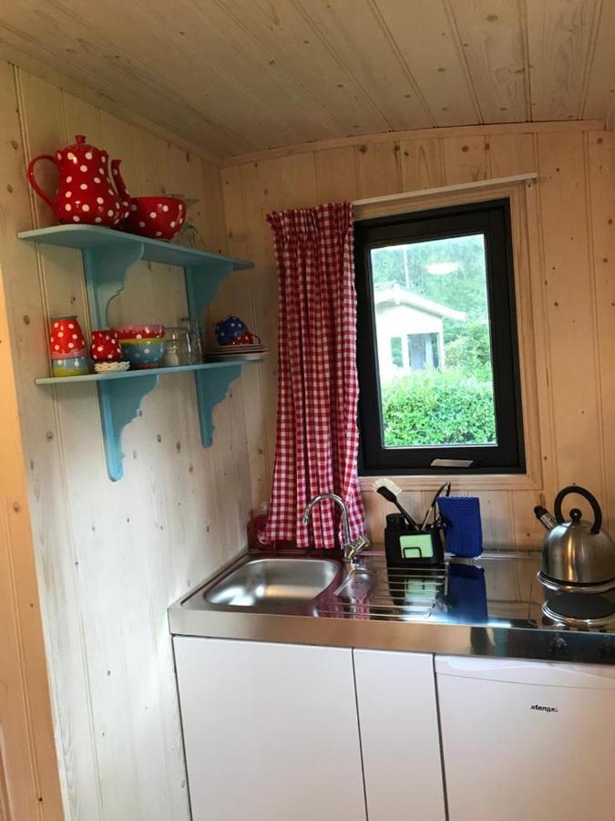 Camping Het Vossenhol 에르멜로 외부 사진