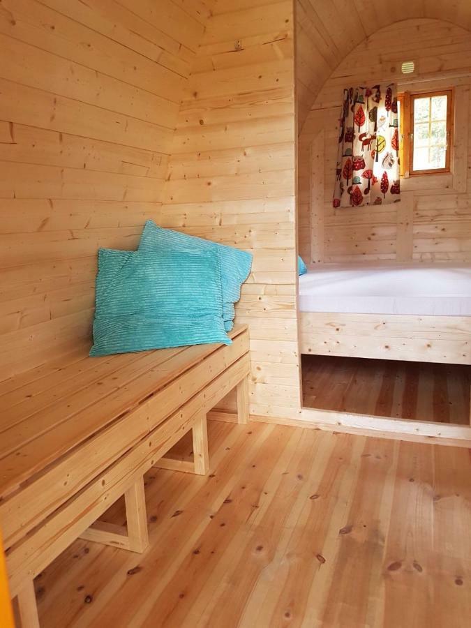 Camping Het Vossenhol 에르멜로 외부 사진